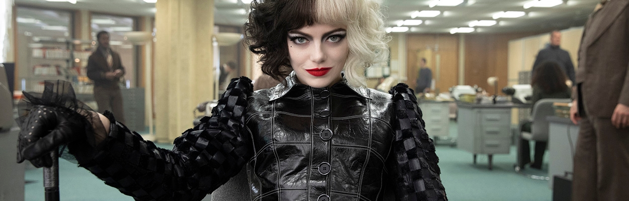 Exclusive Interview: Mark Strong and the Cast of Cruella image